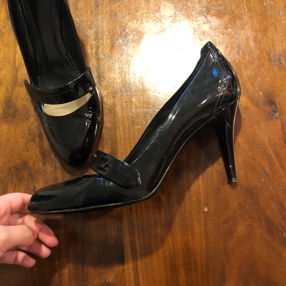 Burberry heels size 9
